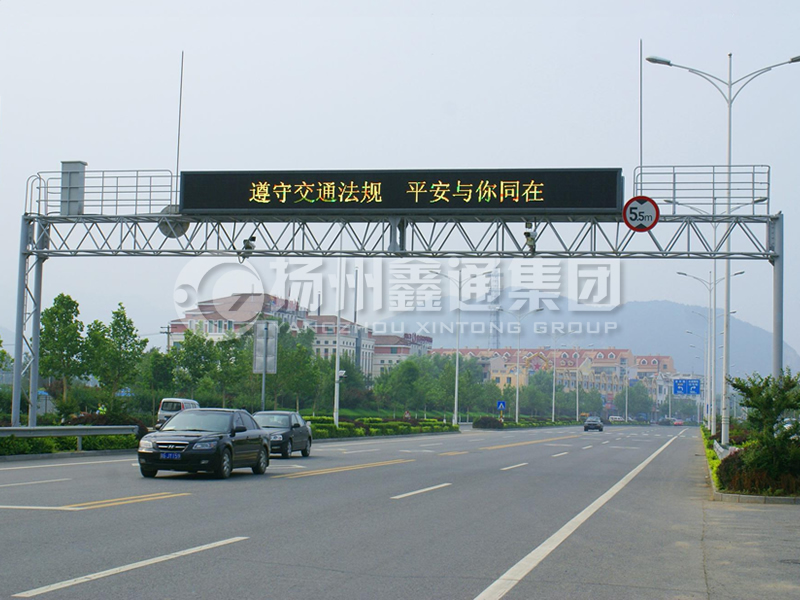 LMJ-013，桁架式情報板門架，龍門架
